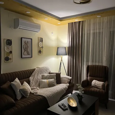 Golden Time Sm Apartman